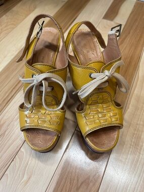 Chie Mihara Yellow Leather Lace-Up Slingback Heels